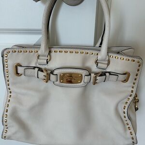 Michael Kors White Shoulder Bag with Gold Accents